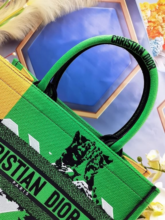 DIR MEDIUM BOOK TOTE BRIGHT GREEN AND BRIGHT YELLOW D-JUNGLE POP EMBROIDERY 36CM