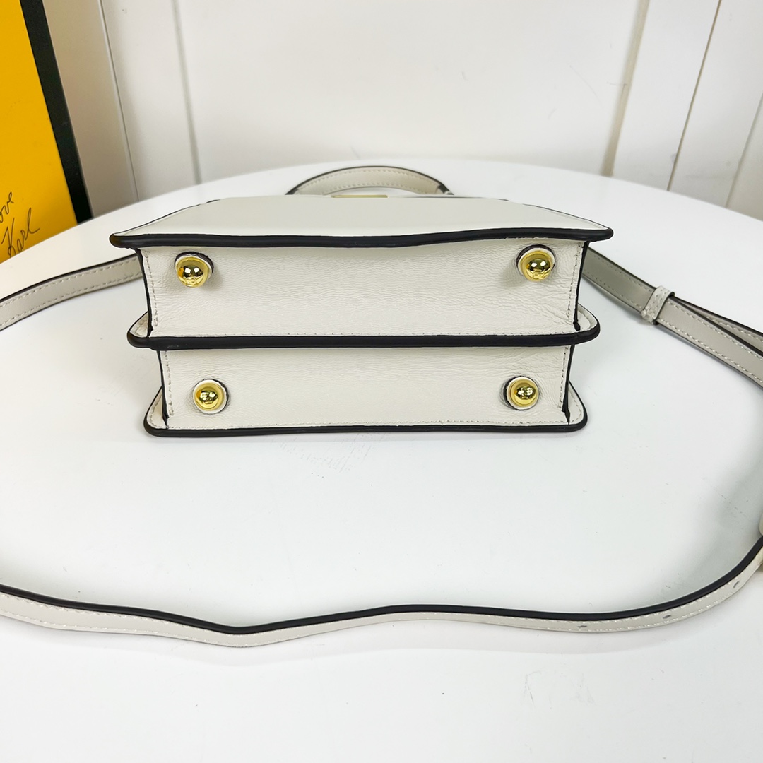 FD PEEKABOO ISEEU PETITE WHITE 8BN335ABVEF0QVL