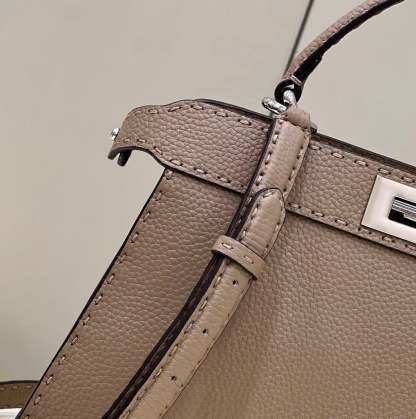 FI Peekaboo ISeeU Medium Brown For Women, Women&#8217;s Handbags, Shoulder Bags 13.1in/33.5cm FF