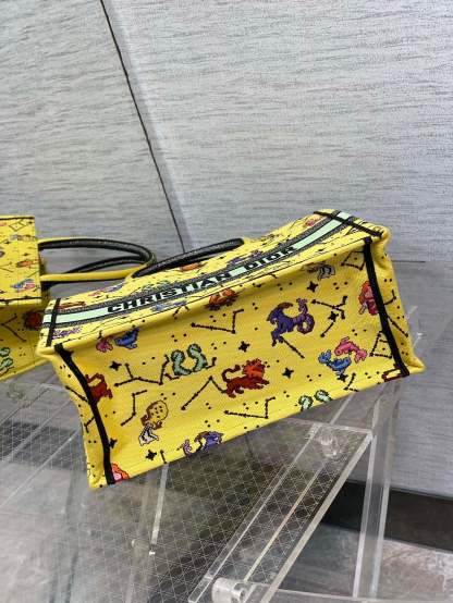 DI Medium Book Tote Yellow Multicolor, For Women, Women’s Handbags 14in/36cm CD