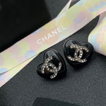 CC HEART BLACK EARRINGS