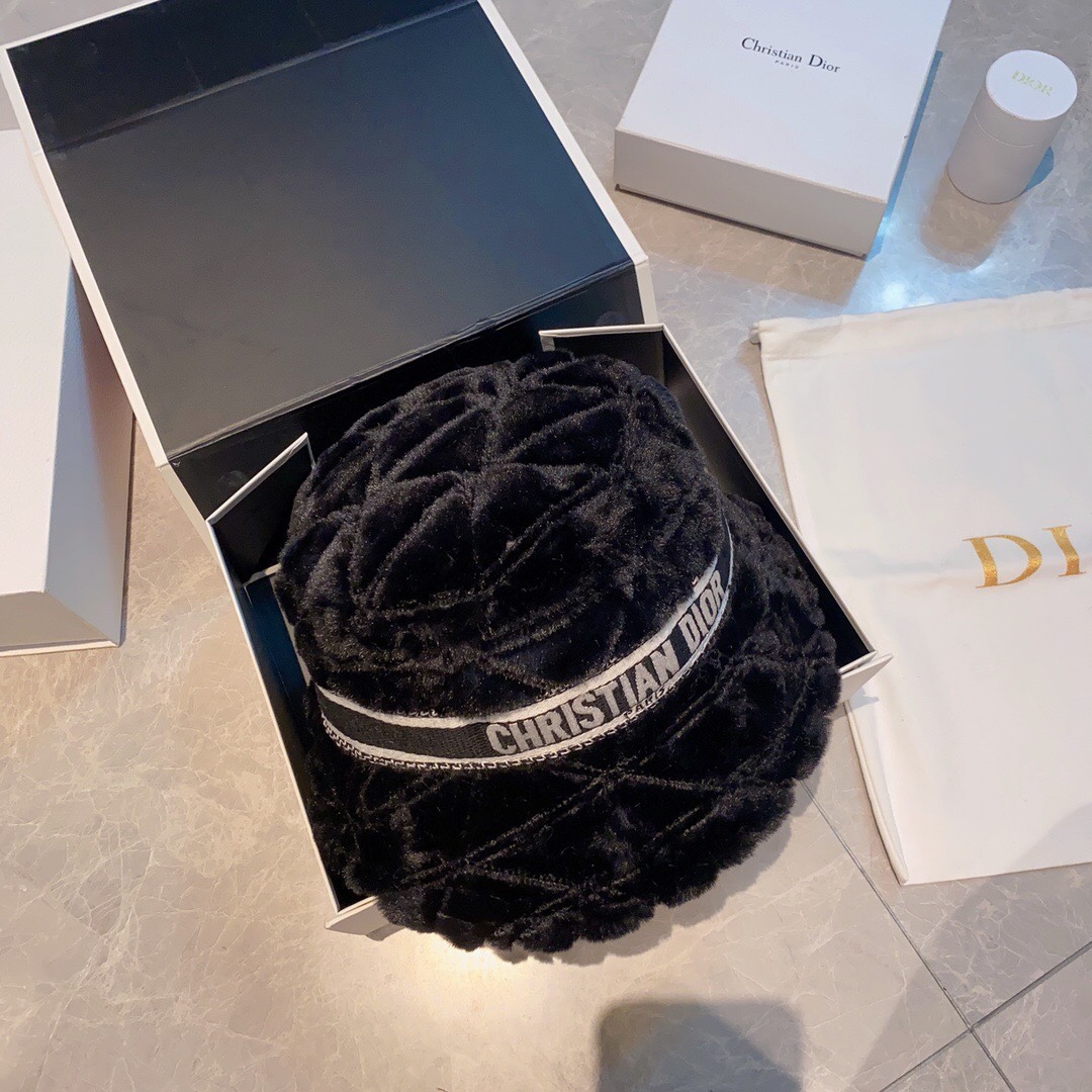 DOR D-BOBBY CANNAGE SMALL BRIM BUCKET HAT BLACK