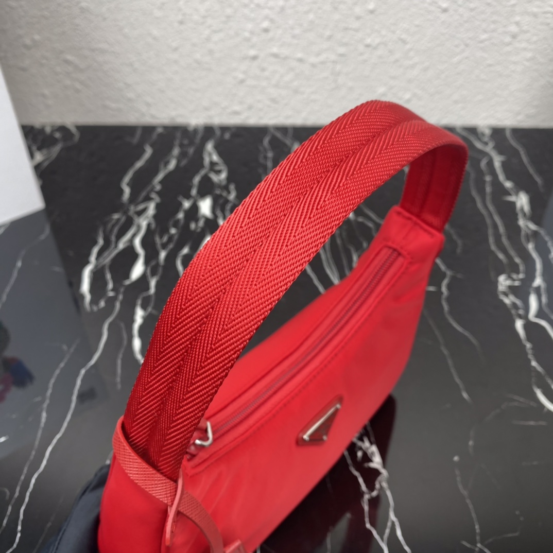 PR RE-NYLON RE-EDITION 2000 MINI-BAG RED 1NE515RDH0F0011