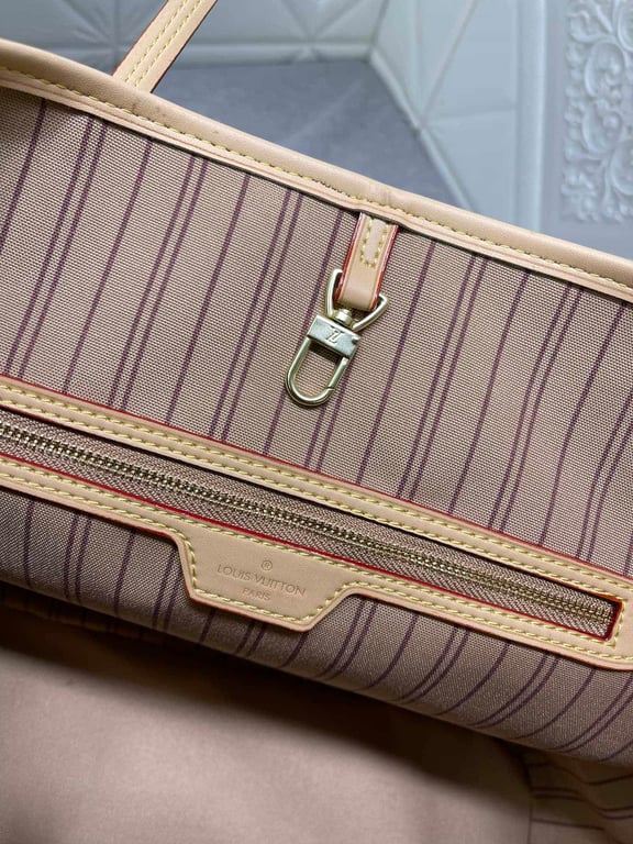 LUV 32CM DOG NEVERFULL BAG