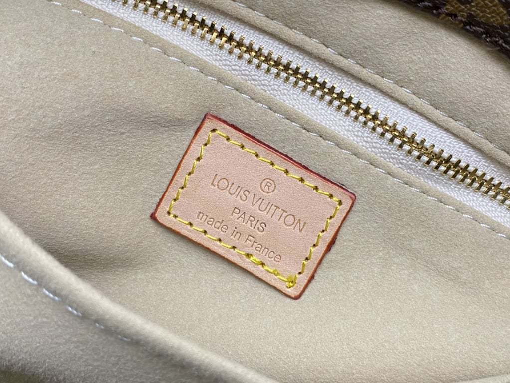 LUV 46CM ARTSY MM MONOGRAM BROWN