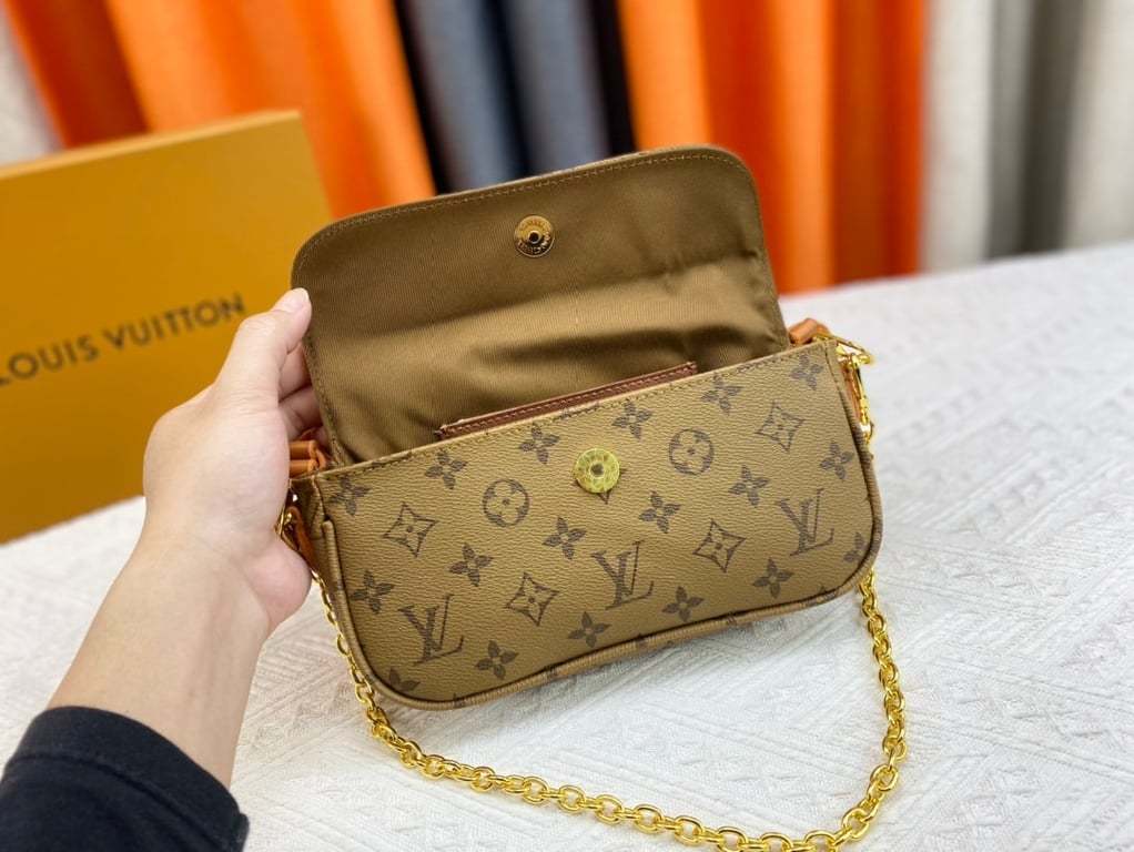 LUV WALLET ON CHAIN IVY BEIGE