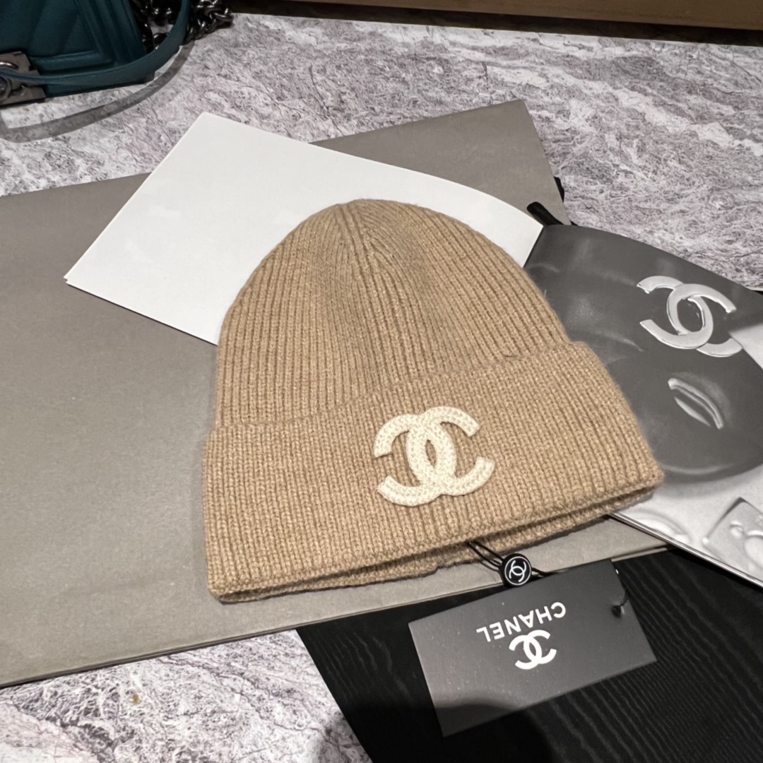 CC WHITE CC WOOL BEANIE BEIGE