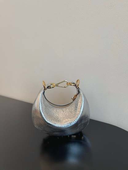 FI Nano FIgraphy Silver For Women, Women&#8217;s Handbags 6.7in/17cm FF 7AS089AISPF1HIC