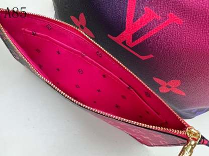 LUV 31CM MM NEVERFULL MIDNIGHT FUCHSIA