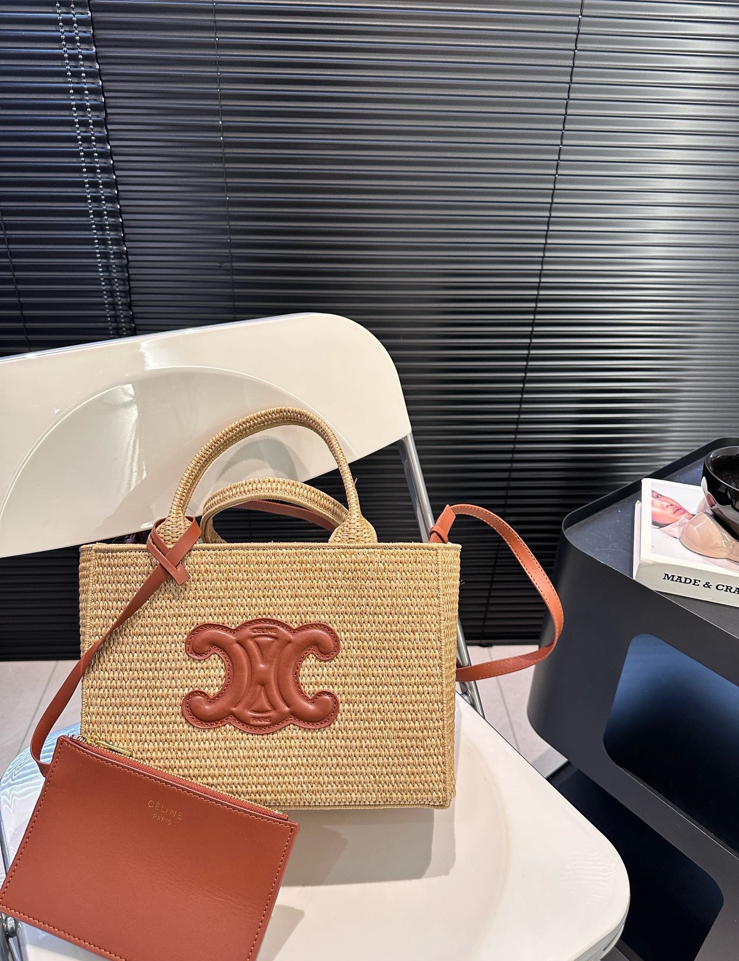 CE SMALL CABAS THAIS IN RAFFIA AND CALFSKIN TAN 27CM 116302FF7 04LU