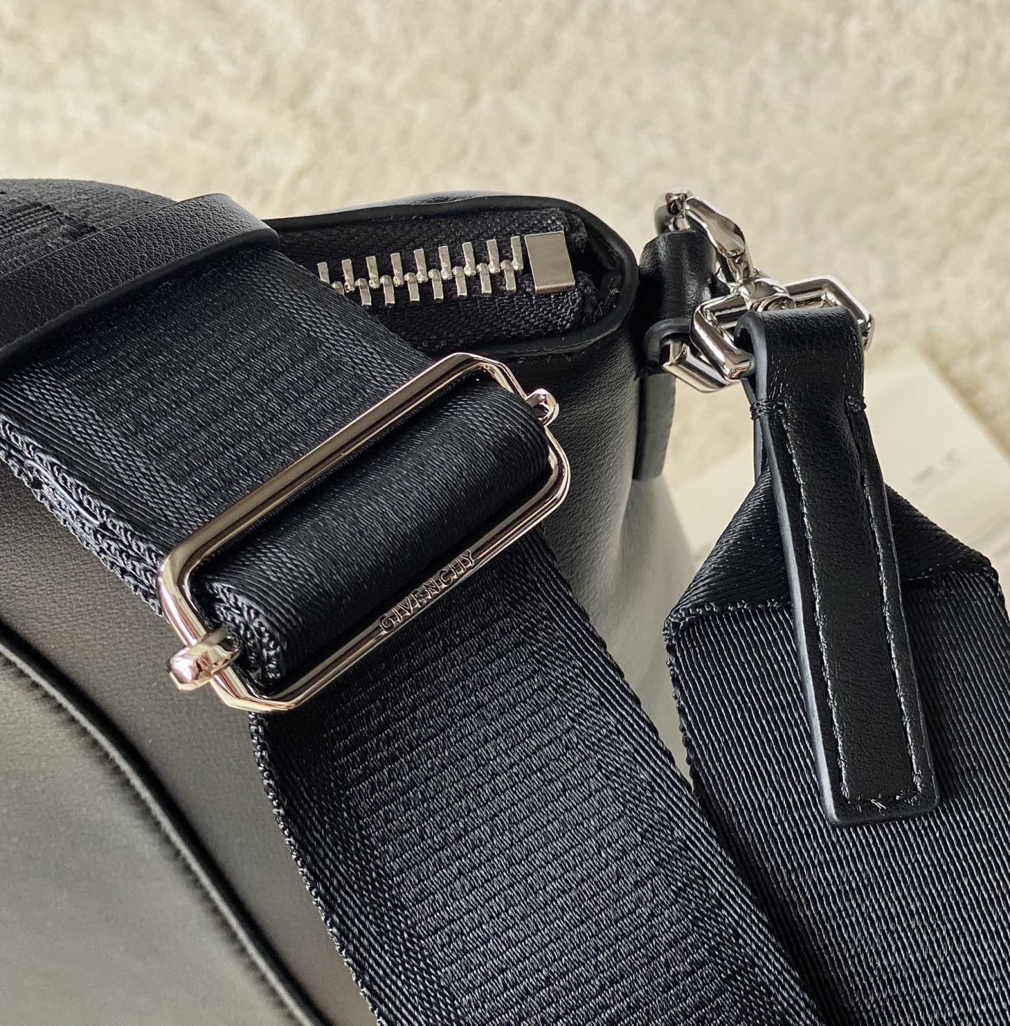 gv Small Antigona Sport Bag Black For Women, Handbags, Shoulder Bags 13in/33cm GVC 