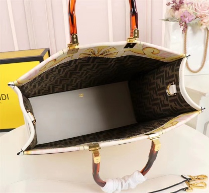 FENDACE SUNSHINE MEDIUM WHITE 8BH386AJTXF1HM8