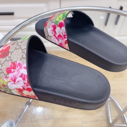 GG FLORAL PRINT SUPREME SLIDE SANDALS FOR WOMEN