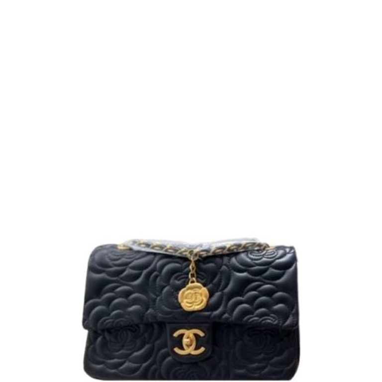 CHL FLAP BAG WITH CAMELLIA FLOWER CHAIN BLACK 26CM