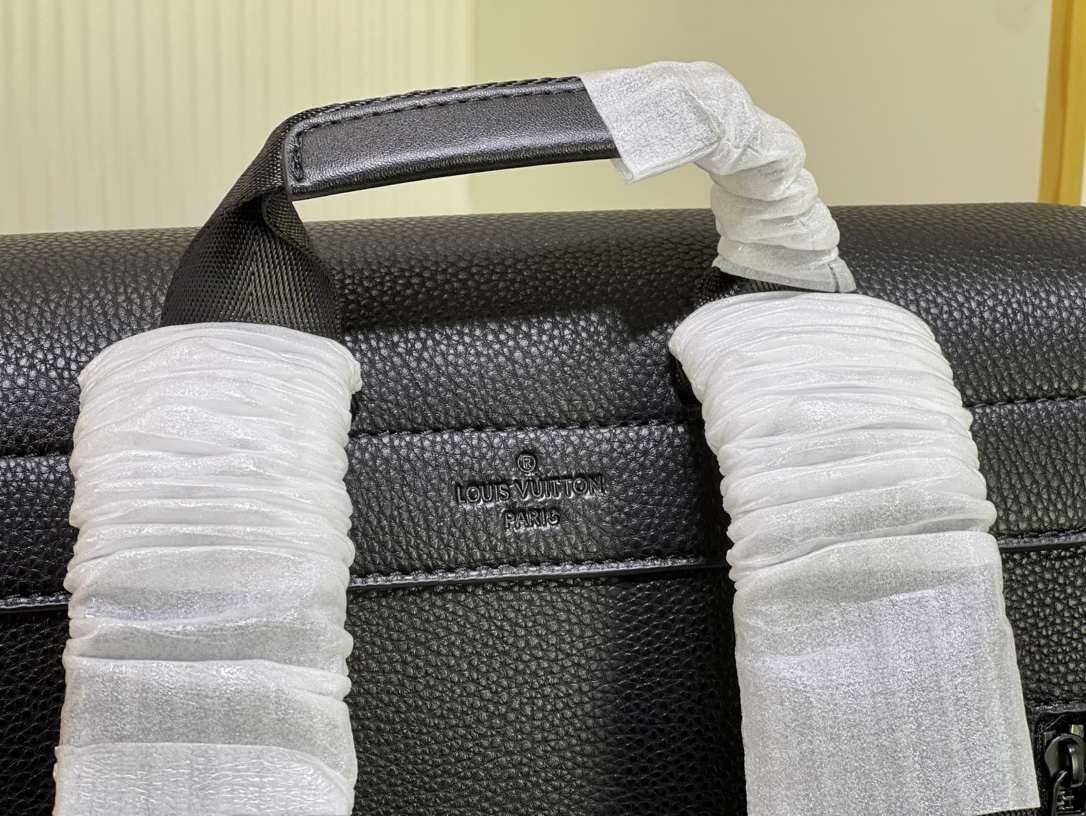 LV FASTLINE AEROGRAM BACKPACK BLACK 50CM M21367