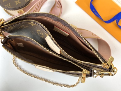 LV MULTI POCHETTE ACCESSOIRES PINK 24CM M44840