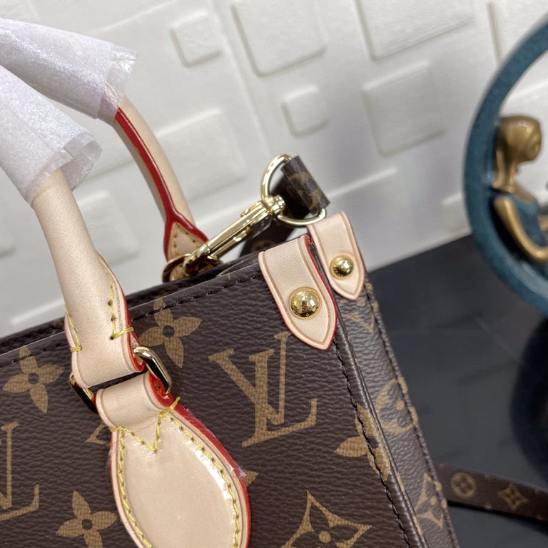 LUV SAC PLAT BB 22CM