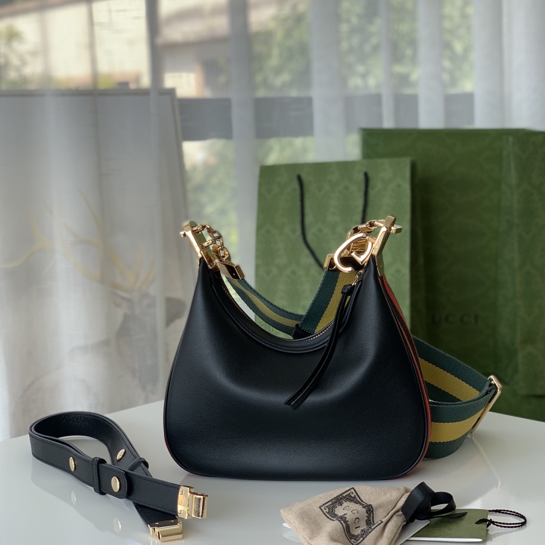 GG GG ATTACHE SMALL SHOULDER BAG IN BLACK 23CM 699409 UXWBG 1037