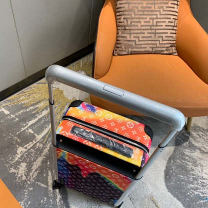 LV Horizon 55 Monogram Sunset Canvas Women, Women’s LuGucciage 21.7in/55cm LV M20462