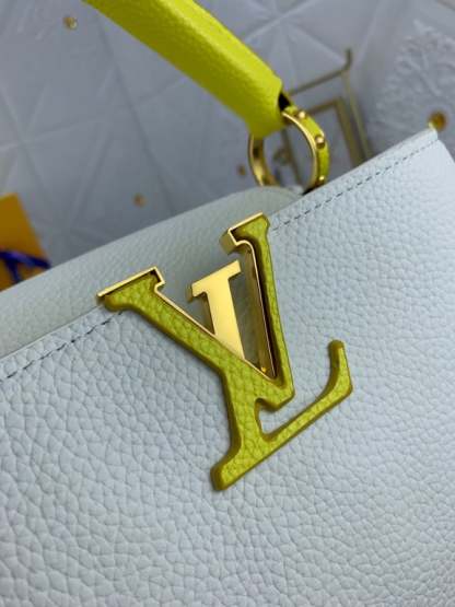 LUV CAPUCINES BB SNOW WHITE 27CM