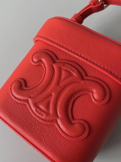 CE Small Box Cuir Triomphe Red For Women 4in/11cm 199263EFB.27BR