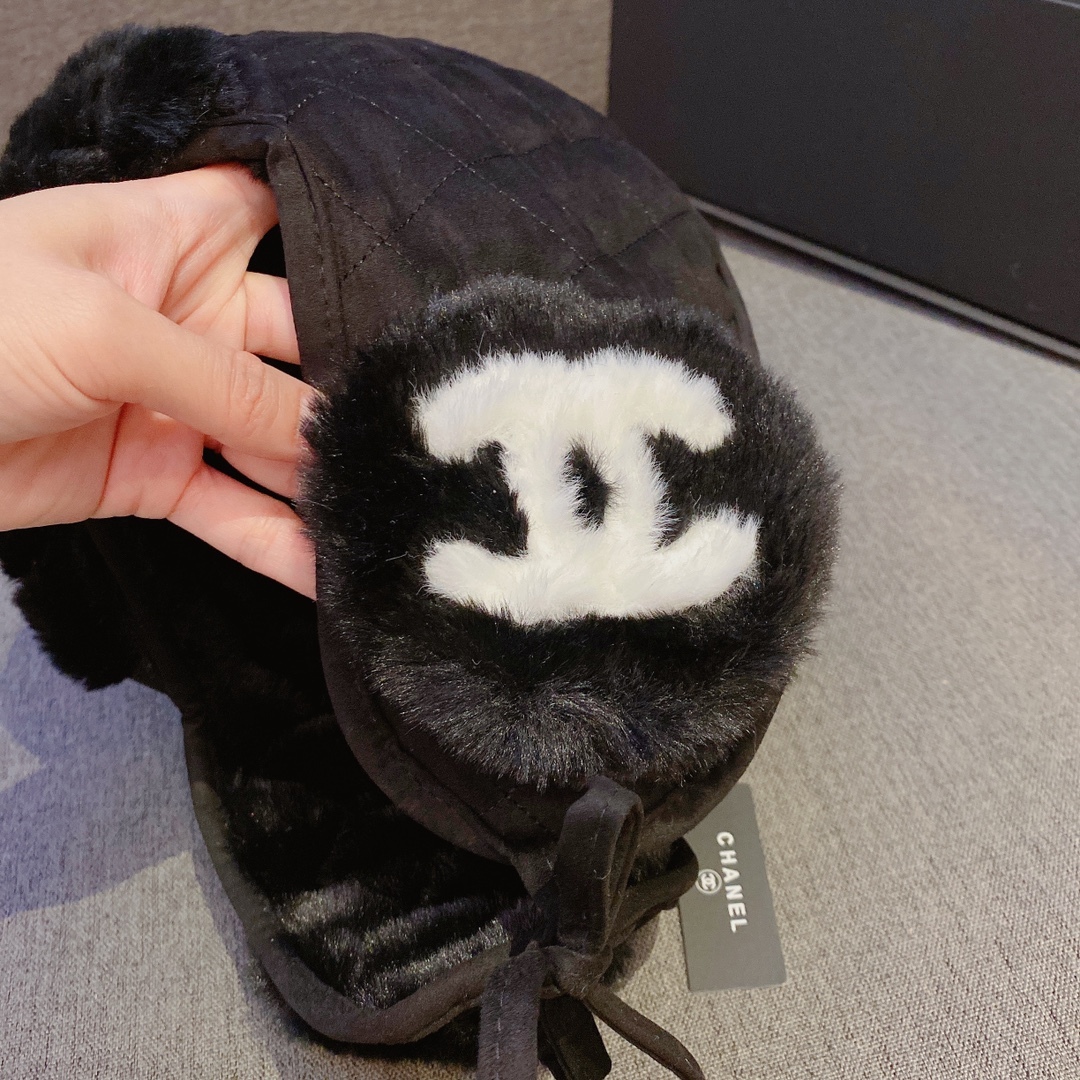 CC SHEEPSKIN AVIATOR SHEARLING HAT BLACK