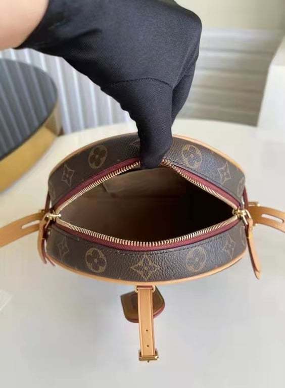 LUV BOITE CHAPEAU SOUPLE MM 22CM