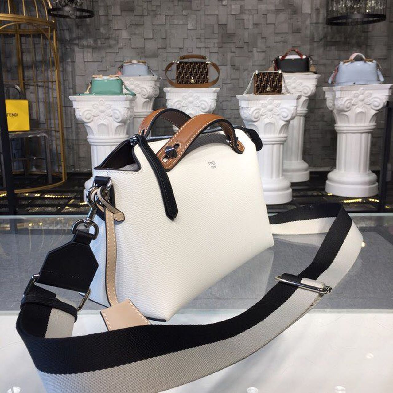 FI By The Way Medium White For Women, Women&#8217;s Hangbags, Shoulder And Crossbody Bags 11.4in/29cm FF 8BL146