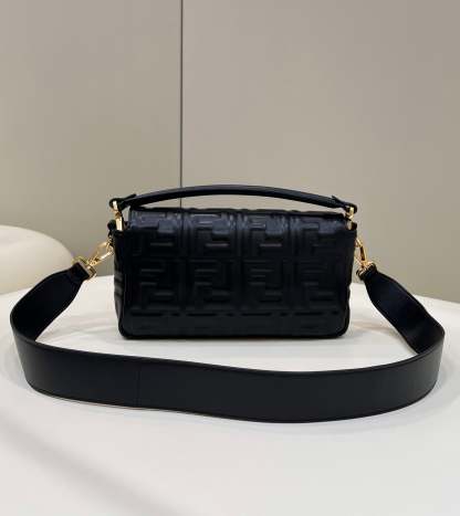 FI Baguette Black For Women, Women’s Handbags, Shoulder And Crossbody Bags 10.6in/27cm FF 8BR600A72VF15ZW