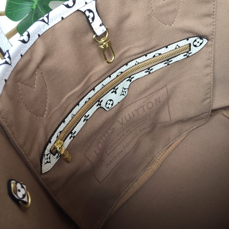 LUV NEVERFULL MONOGRAM GIANT JUNGLE MM GREEN BEIGE