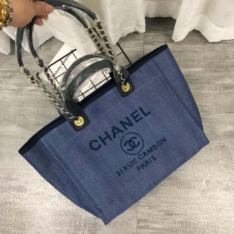 CHL 38CM CANVAS LARGE NAVY BLUE DEAUVILLE TOTE BAG