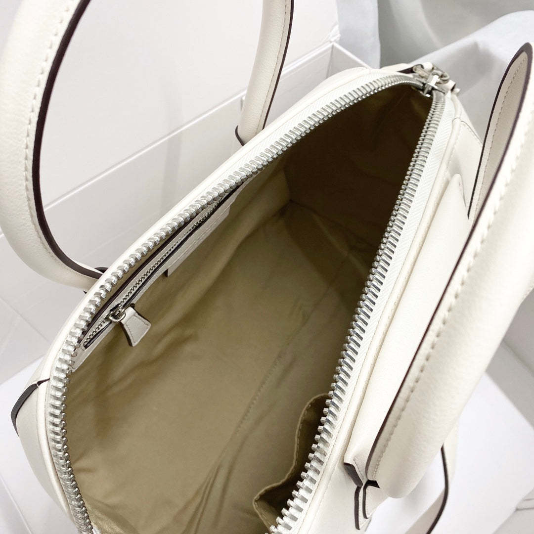 gv Antigona Bag White For Women, Handbags, Shoulder Bags 13in/33cm GVC 