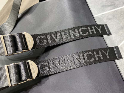 gv Essentiel U Backpack Black For Men, Men&#8217;s Backpacks 17in/43cm GVC