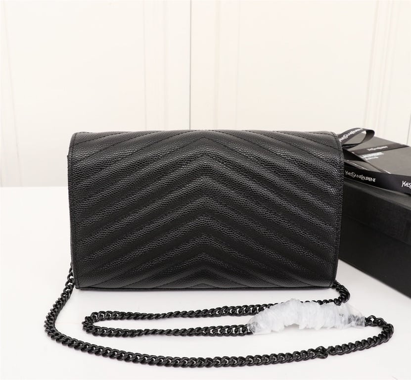 SAINT LAURENT CASSANDRE MATELASSE CHAIN WALLET IN GRAIN DE POUDRE EMBOSSED BLACK NOIR 22CM