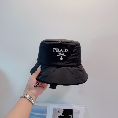 PD PADDED RENYLON BUCKET HAT BLACK