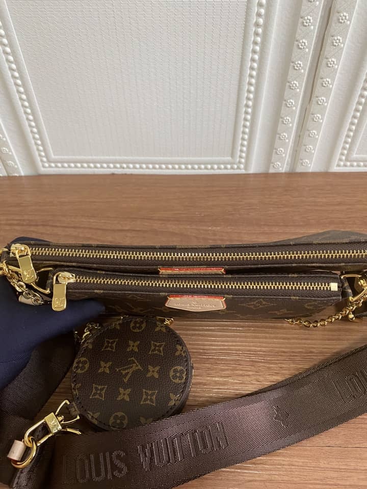 LV MULTI POCHETTE ACCESSOIRES BROWN 24CM