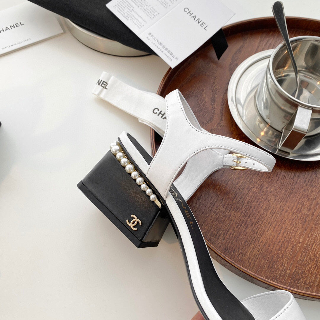 SANDAL CHL WHITE SLINGBACKS SANDALS WITH GEM HEEL