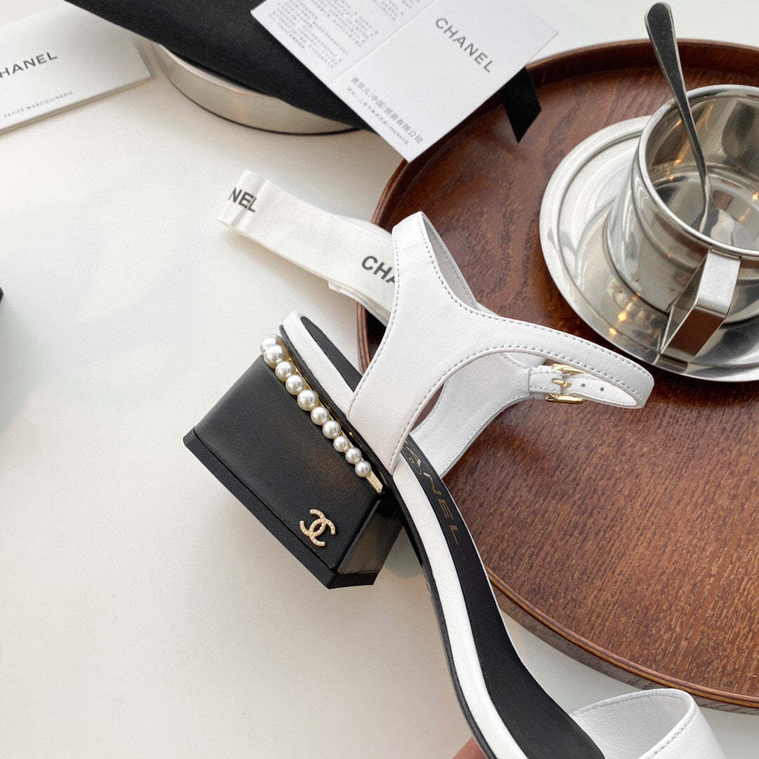 SANDAL CHL WHITE SLINGBACKS SANDALS WITH GEM HEEL