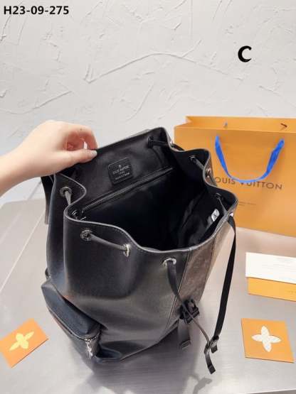 LUV OUTDOOR BACKPACK MONOGRAM TAIGARAMA 40CM