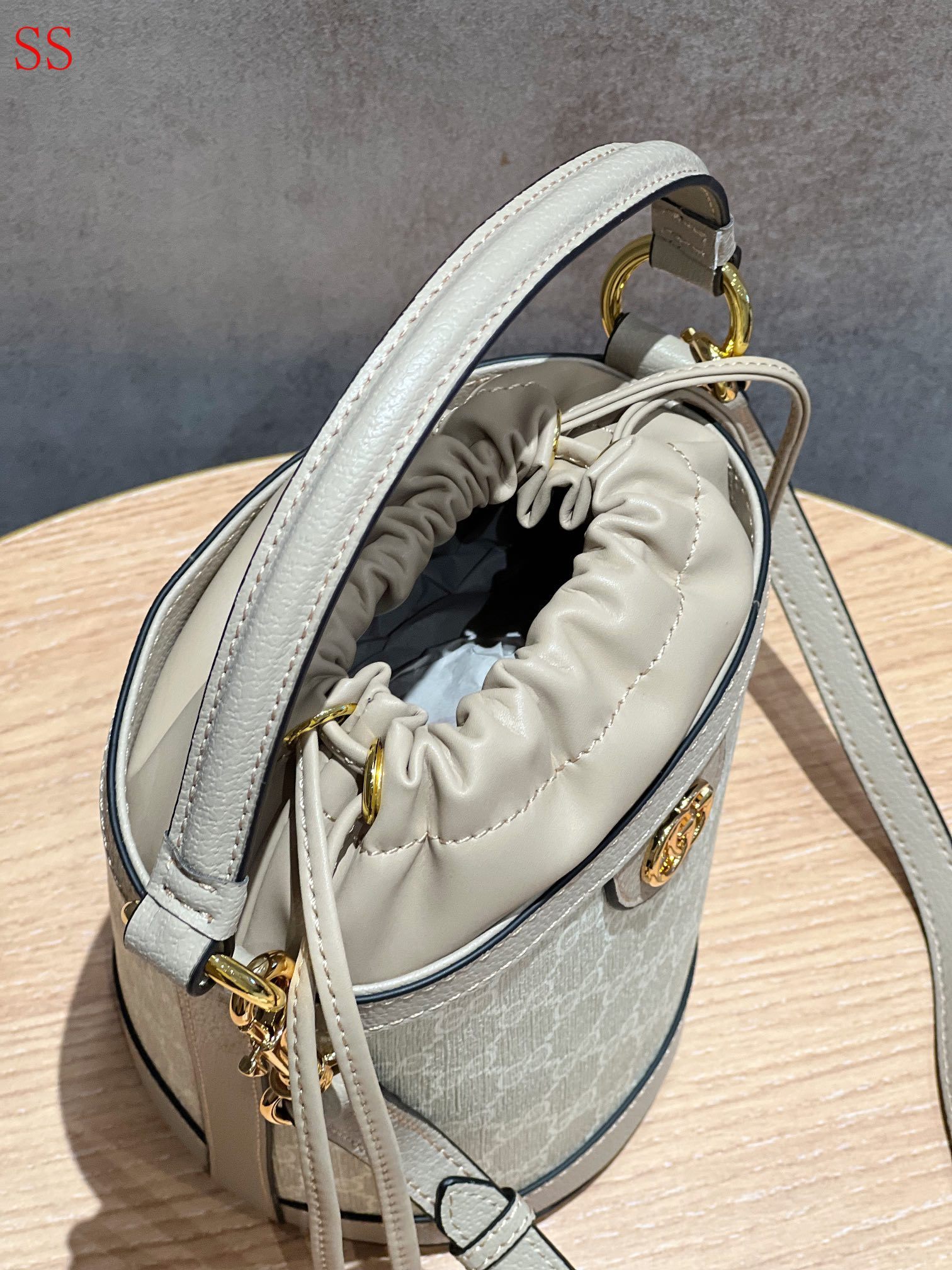 GG OPHIDIA BUCKET BAG BEIGE 20CM
