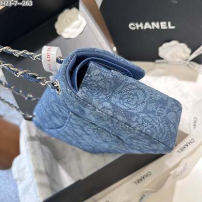 CHL DOUBLE FLAP BAG FLOWER DENIM BLUE 25CM