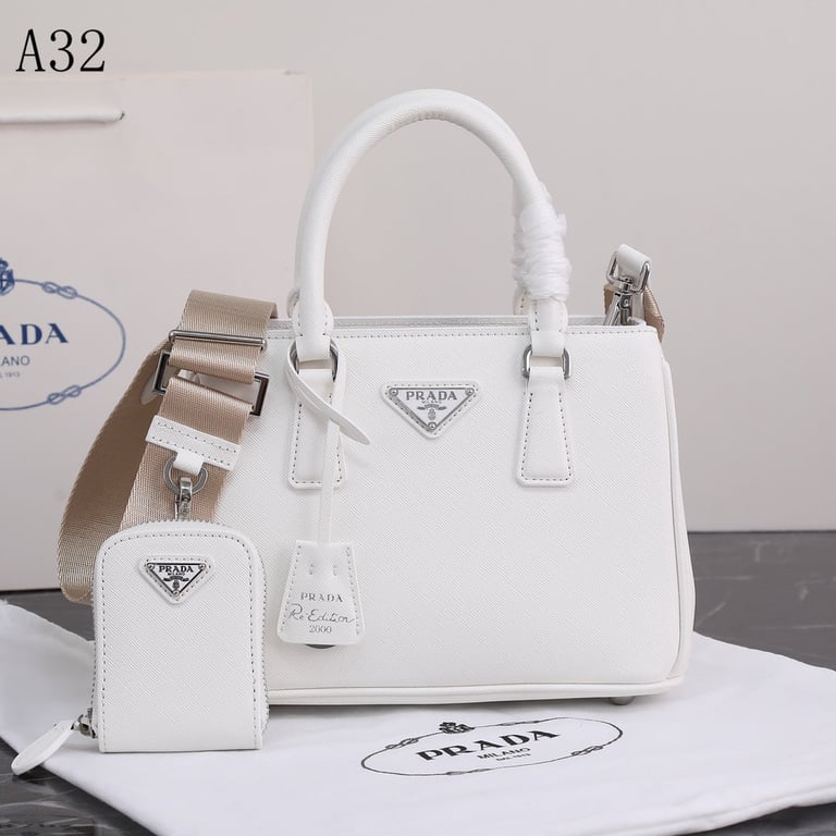 PR 23CM SMALL WHITE LEATHER GALLERIA SAFFIANO BAG