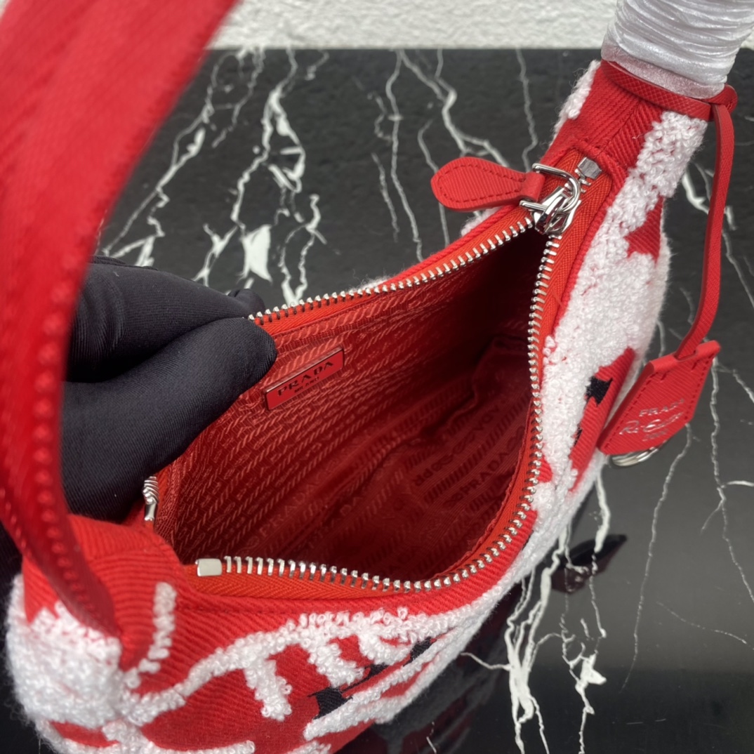 PR RE-EDITION 2000 EMBROIDERED DRILL MINI BAG RED