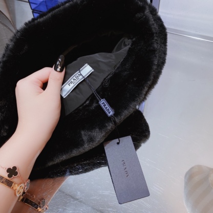 PD CAPPELLO BUCKET HAT BLACK 1HC1372EC9F0002