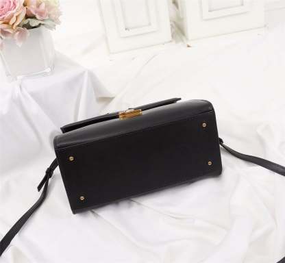 SAINT LAURENT CASSANDRA MEDIUM TOP HANDLE BAG BLACK GOLD 24CM