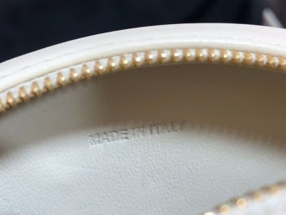 CE CROSSBODY OVAL PURSE CUIR TRIOMPHE IN SMOOTH CALFSKIN WHITE