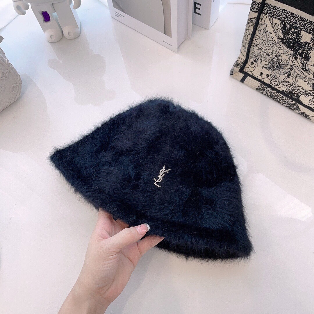 YSL FAUX FUR BUCKET HAT BLACK