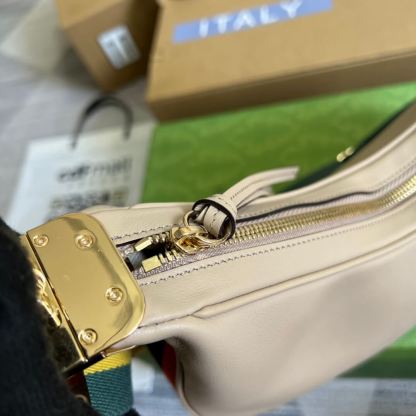 GC 702823 Attache GM milk white 35CM