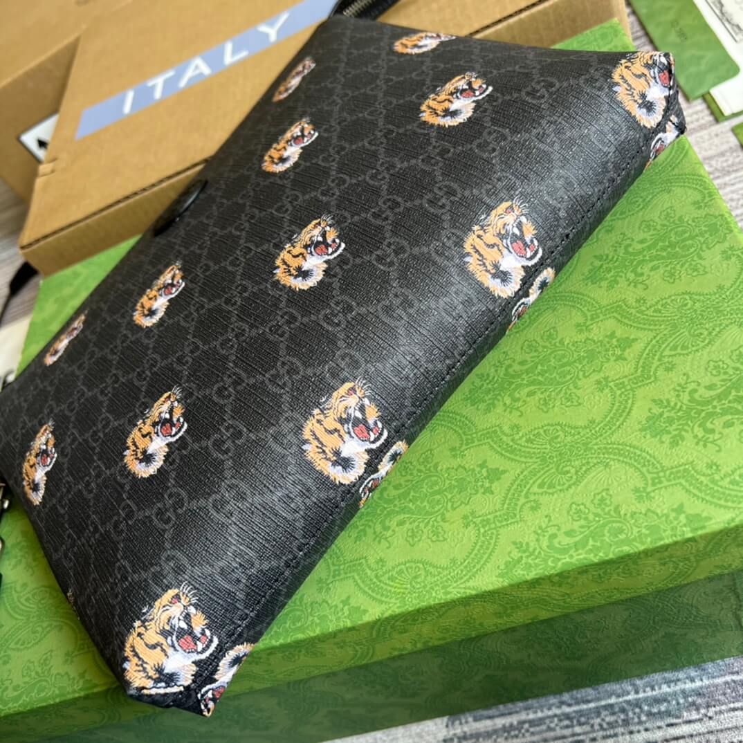 GC 709057 Sac Plat Supreme black clutch bag wallet 30cm