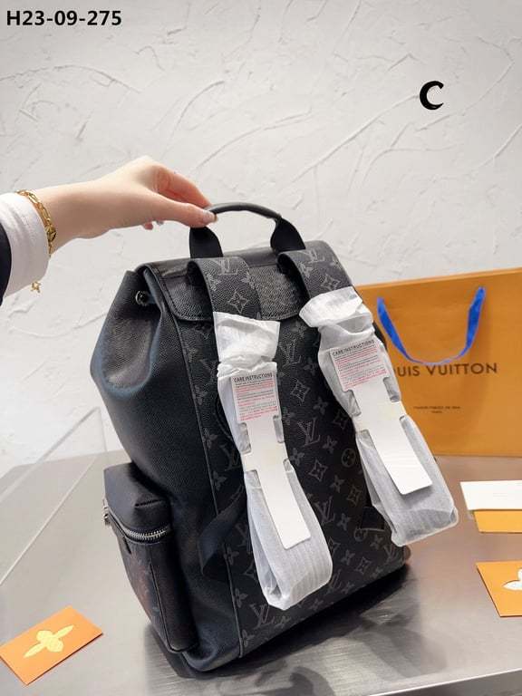 LUV OUTDOOR BACKPACK MONOGRAM TAIGARAMA 40CM